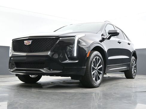 Certified 2024 Cadillac XT4 Sport AWD/4WD image 44