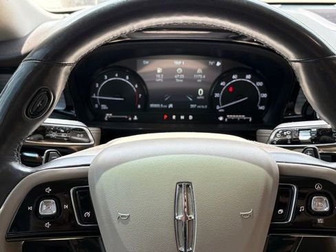 Used 2020 Lincoln Corsair AWD w/ Equipment Group 101A image 17