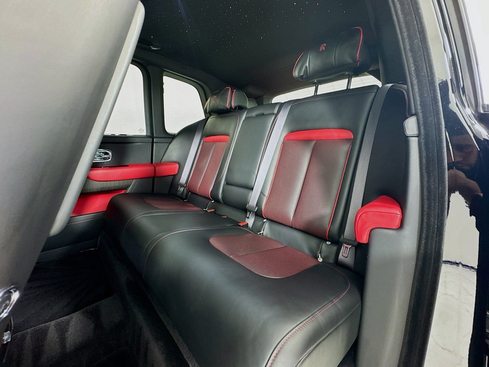 Certified 2026 Rolls-Royce Cullinan w/ Cullinan Package AWD/4WD image 24