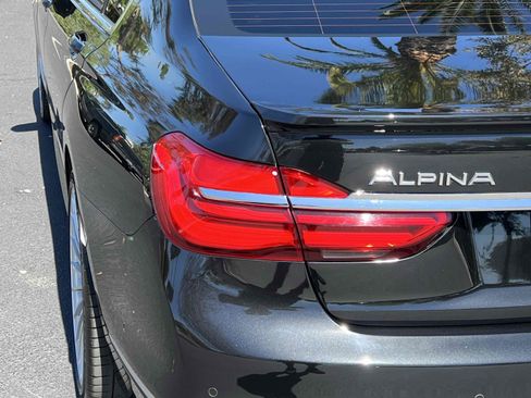 Used 2018 BMW ALPINA B7 xDrive image 60