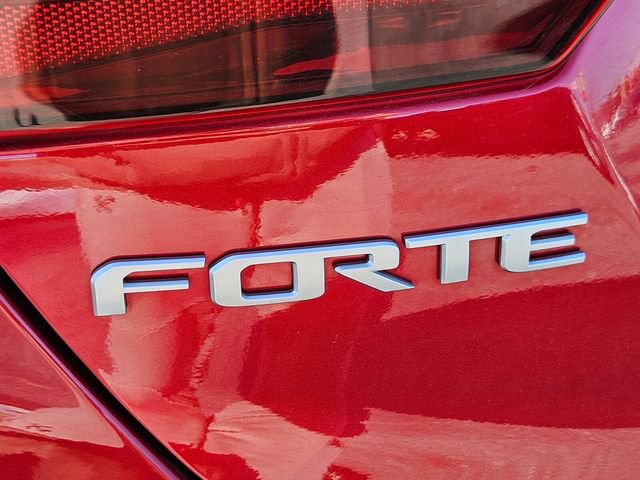 Used 2024 Kia Forte LXS FWD image 16