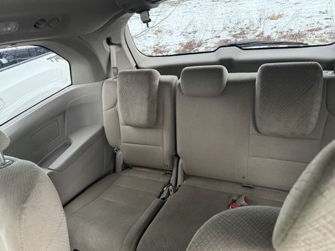 Used 2014 Honda Odyssey EX image 6