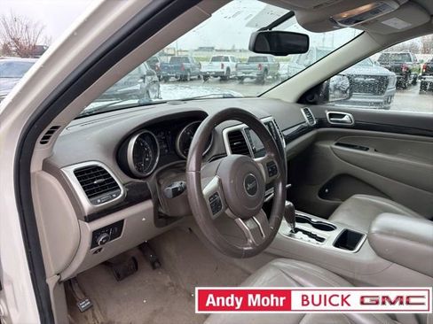 Used 2011 Jeep Grand Cherokee Laredo AWD/4WD image 19