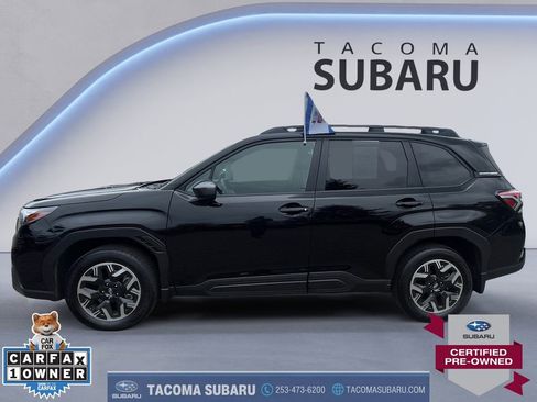 Certified 2025 Subaru Forester Premium AWD/4WD image 2