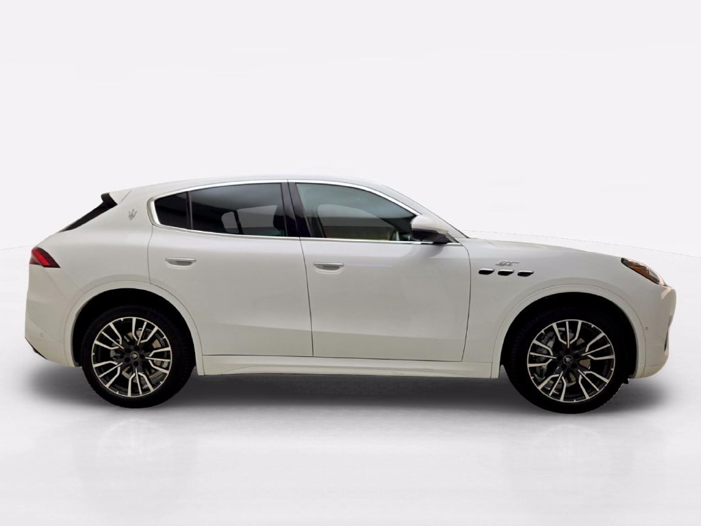 Certified 2024 Maserati Grecale GT AWD/4WD image 5