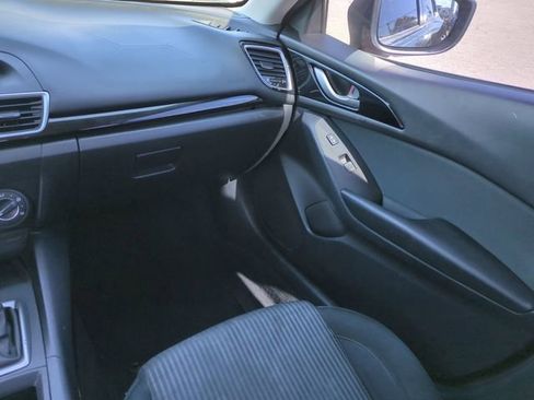 Used 2014 MAZDA MAZDA3 i Touring image 19