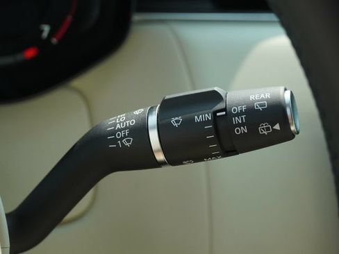 Used 2025 Land Rover Range Rover SE AWD/4WD image 30
