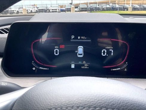 Used 2025 Kia Telluride EX X-Line AWD/4WD image 19
