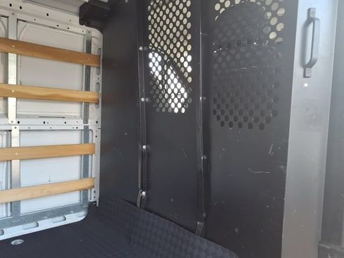 Used 2025 RAM ProMaster 2500 w/ U-Haul Equipment Group FWD image 21