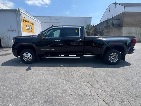 Used 2021 GMC Sierra 3500 Denali w/ Denali Ultimate Package AWD/4WD image 3