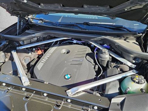 New 2026 BMW X7 xDrive40i AWD/4WD image 16