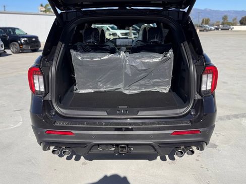 New 2026 Ford Explorer ST w/ Sun And Sound Package image 13