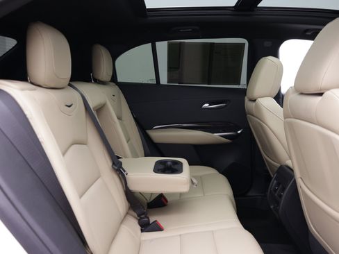 Used 2025 Cadillac XT4 Premium Luxury w/ Cold Weather Package FWD image 39