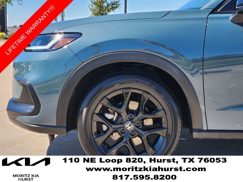Used 2025 Honda HR-V Sport image 13