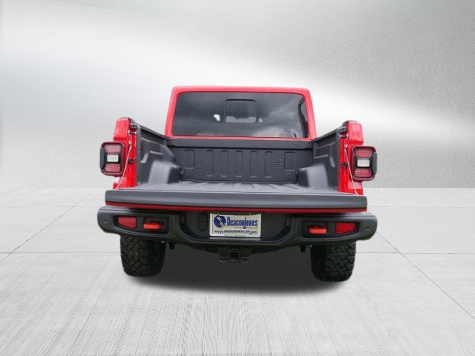 Used 2025 Jeep Gladiator Mojave AWD/4WD image 4