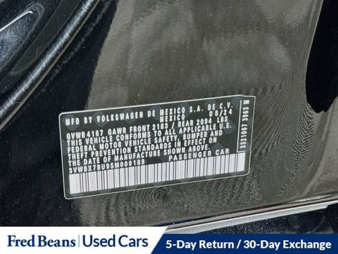 Used 2025 Volkswagen Jetta Sport FWD image 34