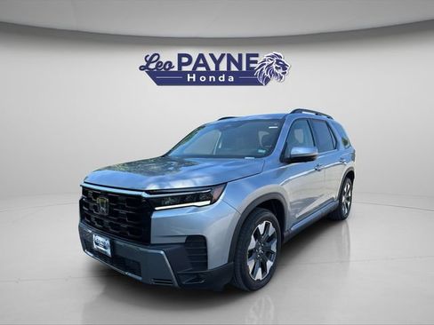 Certified 2026 Honda Pilot Elite image 3