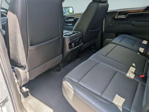 Used 2024 GMC Sierra 1500 Denali w/ Technology Package AWD/4WD image 28