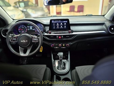 Used 2016 Kia Forte LX FWD image 18