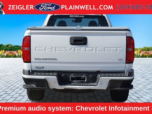 Used 2022 Chevrolet Colorado LT w/ Fleet Safety Package RWD image 4