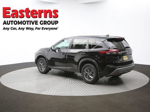 Used 2022 Nissan Rogue S image 60