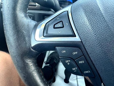 Used 2013 Ford Fusion SE image 13