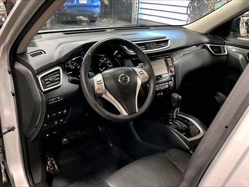 Used 2016 Nissan Rogue SL image 17
