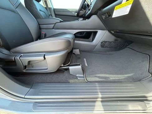 New 2026 Nissan Pathfinder SL w/ Cargo Package AWD/4WD image 33