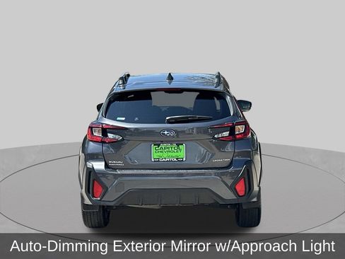 Used 2024 Subaru Crosstrek 2.0i Premium w/ Crosstrek Mirror Package AWD/4WD image 4