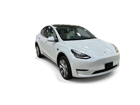 Certified 2023 Tesla Model Y AWD image 8