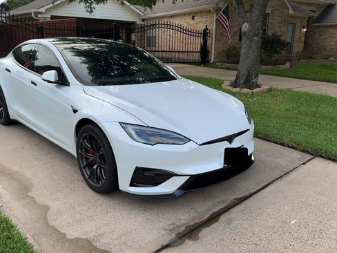 Used 2026 Tesla Model S Plaid image 7