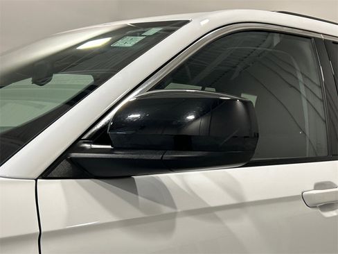 Used 2022 Jeep Grand Cherokee L Laredo w/ Luxury Tech Group I image 12