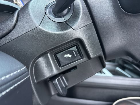 Used 2022 RAM 3500 Limited w/ Night Edition AWD/4WD image 15