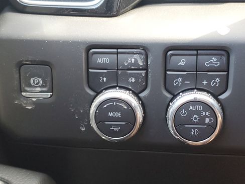 New 2025 GMC Sierra 2500 Denali w/ Denali Reserve Package image 25