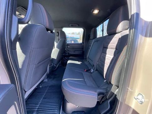 Used 2022 Nissan Frontier Pro-X image 21