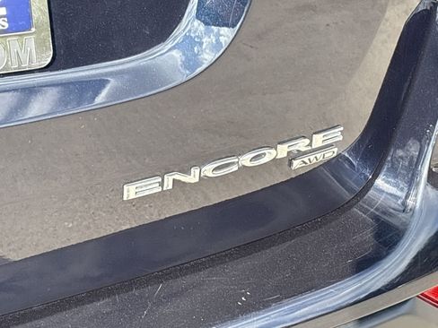 Used 2022 Buick Encore Preferred w/ Safety Package image 7