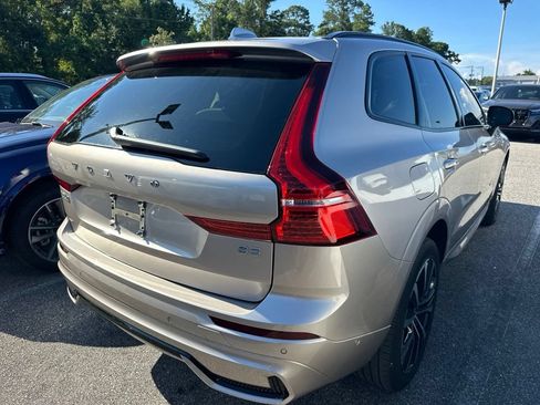 Used 2023 Volvo XC60 B5 Plus w/ Protection Package FWD image 4