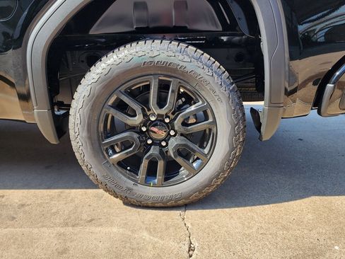 New 2026 GMC Sierra 1500 Elevation image 51