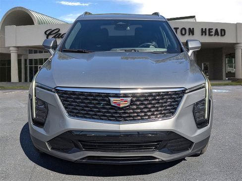 Certified 2024 Cadillac XT4 Premium Luxury image 9
