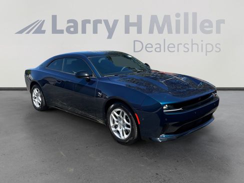 New 2025 Dodge Charger Daytona R/T w/ Quick Order Package 25M R/T AWD/4WD image 7