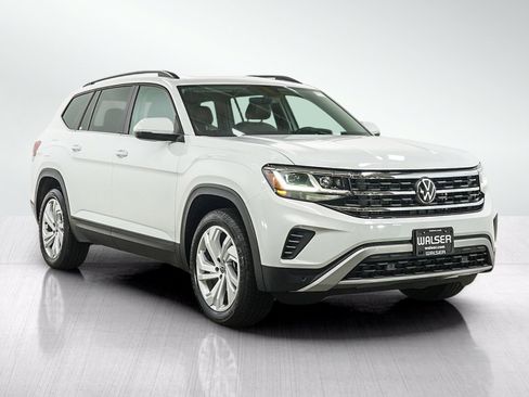 Used 2023 Volkswagen Atlas SE w/ Panoramic Sunroof Package AWD/4WD image 7