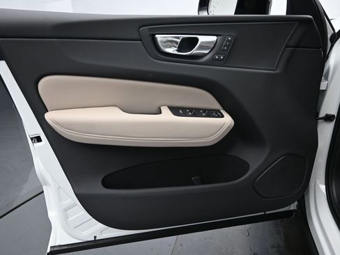 New 2026 Volvo XC60 B5 Plus w/ Climate Package AWD/4WD image 23