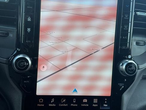 New 2026 RAM 2500 Tradesman AWD/4WD image 33