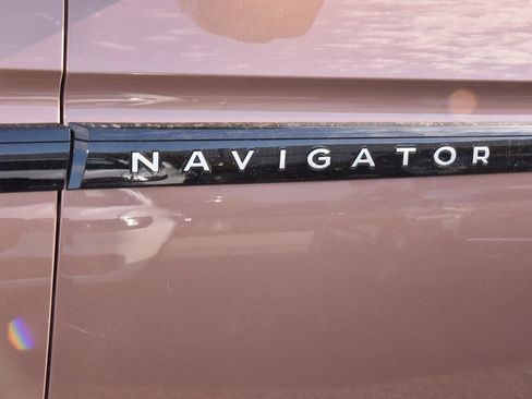 New 2025 Lincoln Navigator L Black Label image 49