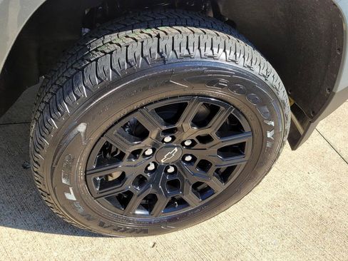 New 2026 Chevrolet Colorado W/T w/ WT Custom Package image 5