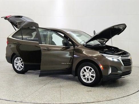 Used 2024 Chevrolet Equinox LT FWD image 9