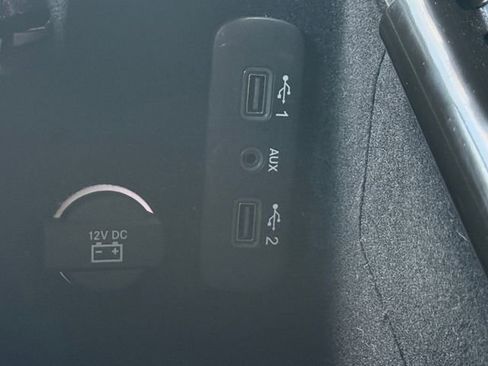 Used 2020 Dodge Challenger SXT w/ Driver Convenience Group RWD image 6