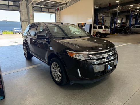 Used 2013 Ford Edge Limited FWD image 4