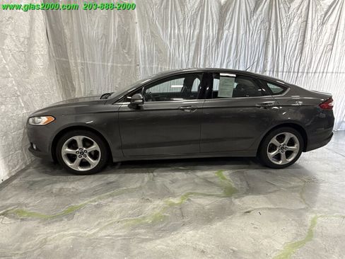 Used 2016 Ford Fusion SE image 13
