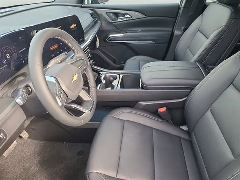 New 2026 Chevrolet Traverse LT w/ Driver Confidence Package image 20